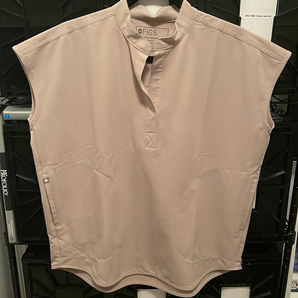 FIGS Rafaela scrub top (Boulder)